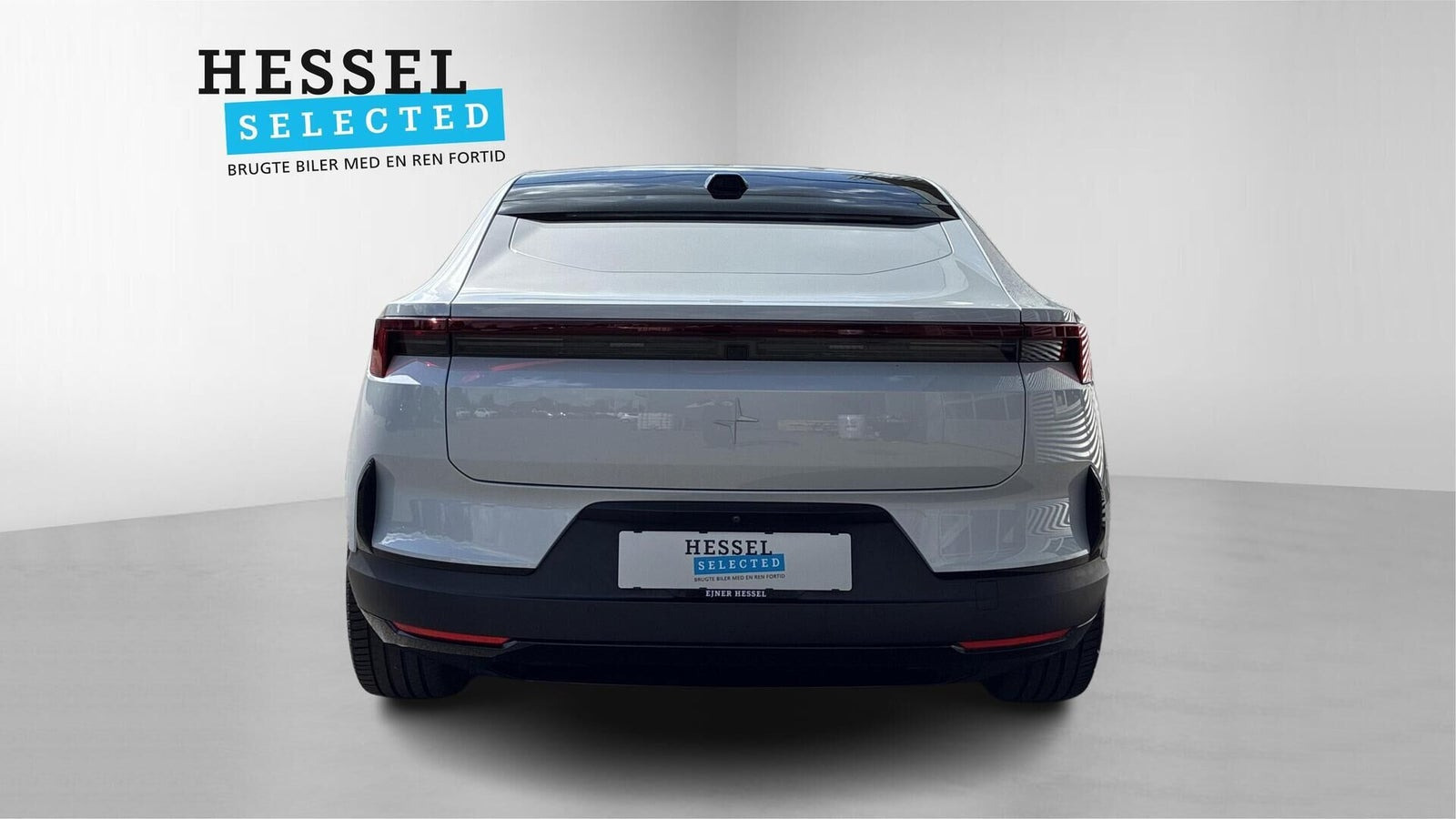 Hvid Polestar 4 fra 2025