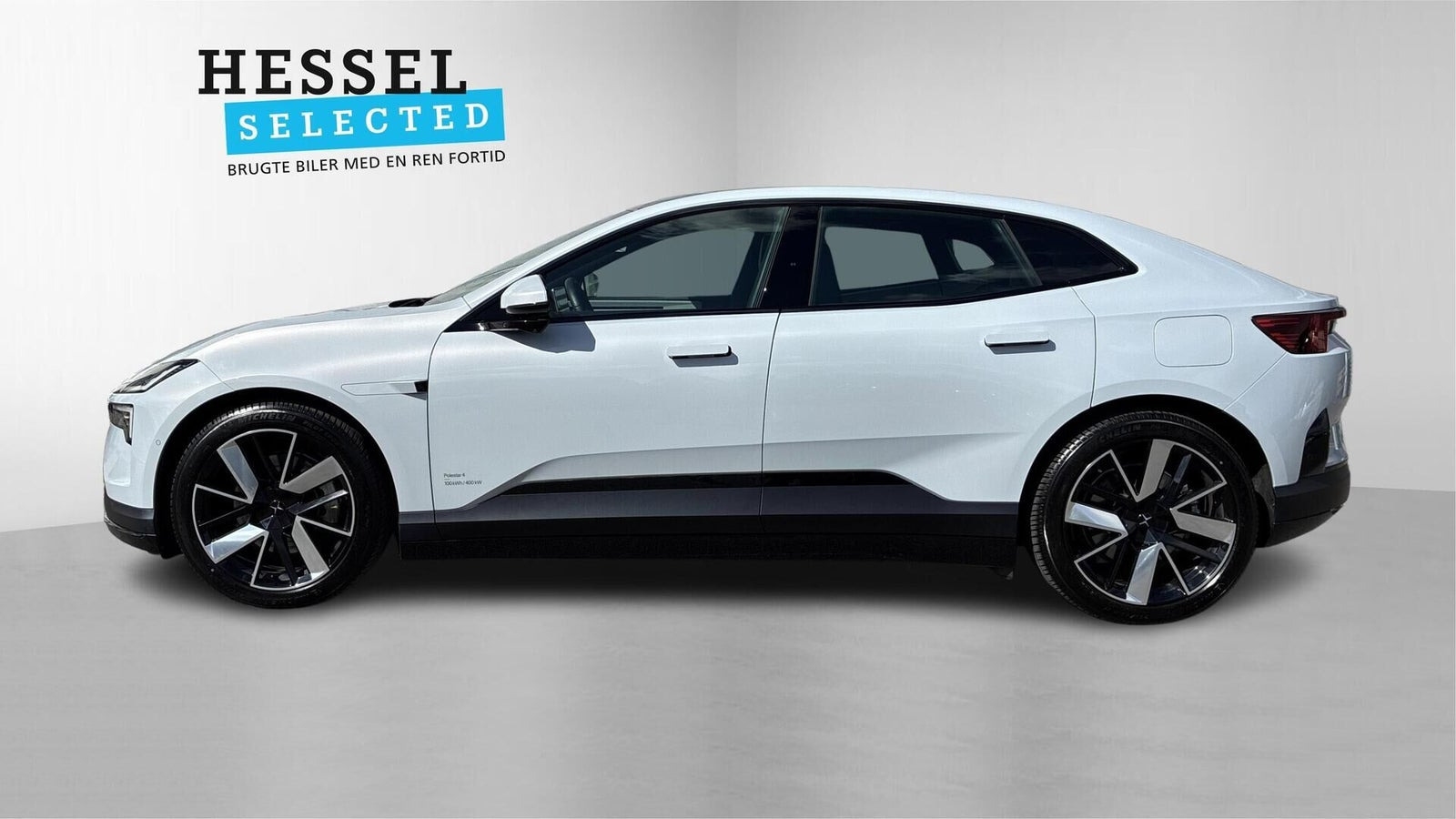 Hvid Polestar 4 fra 2025