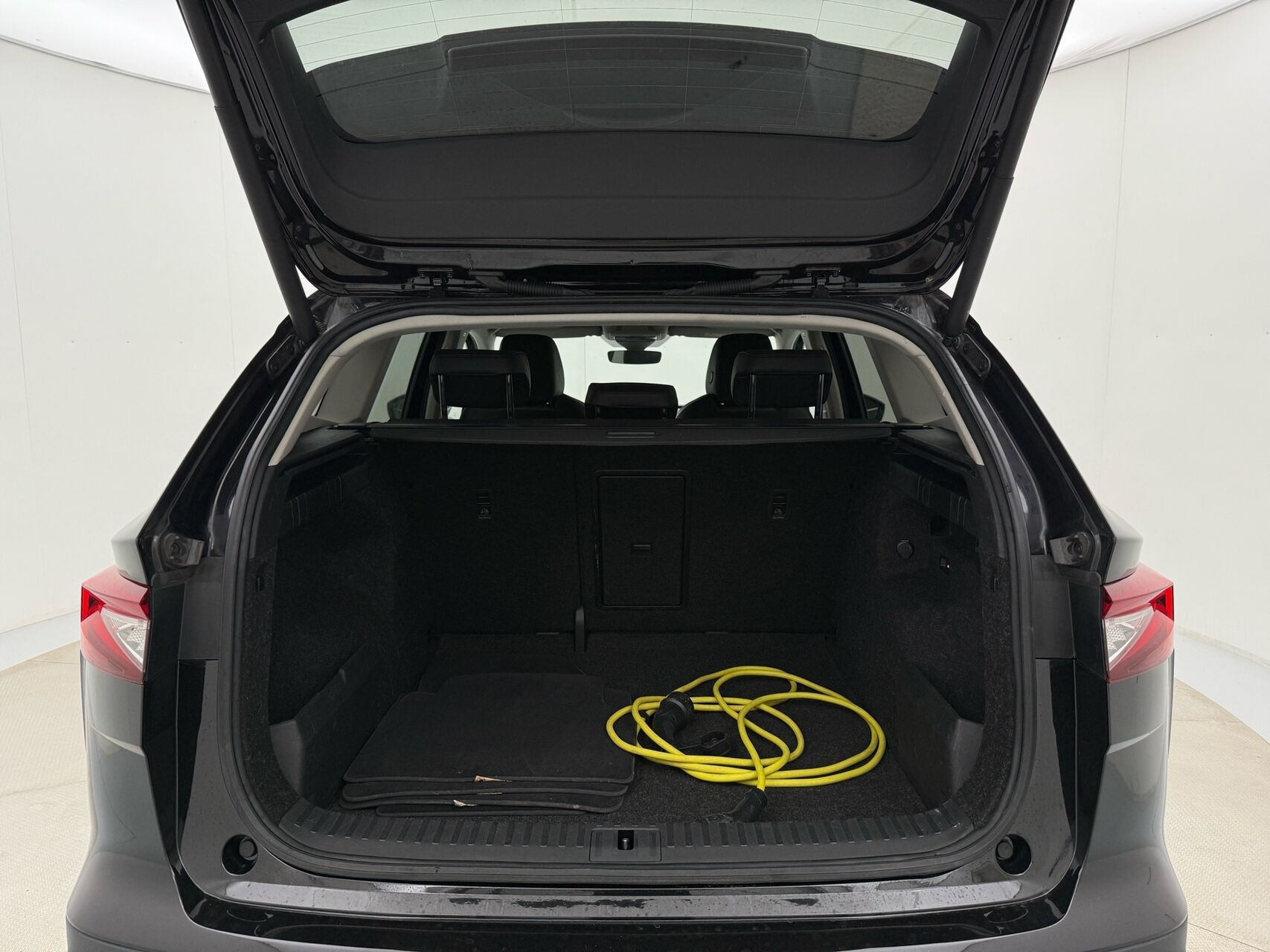 Sort Skoda Enyaq fra 2021