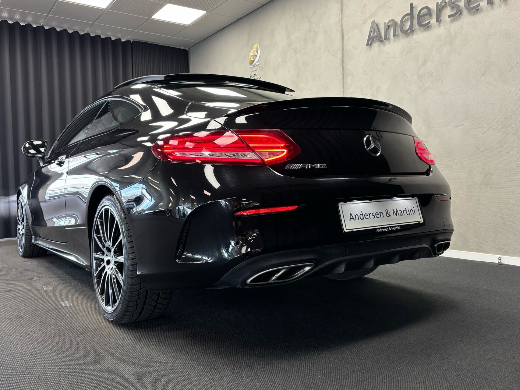 Sort Mercedes C43 AMG fra 2018