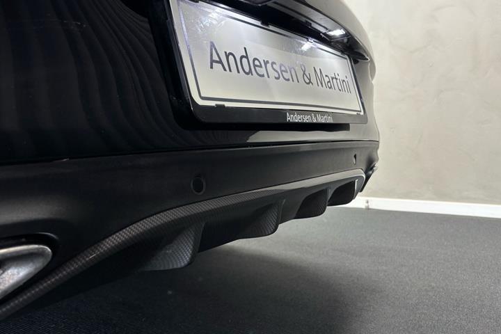 Sort Mercedes C43 AMG fra 2018