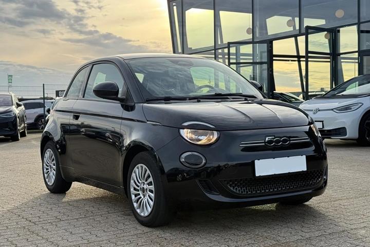 Sort Fiat 500e fra 2023