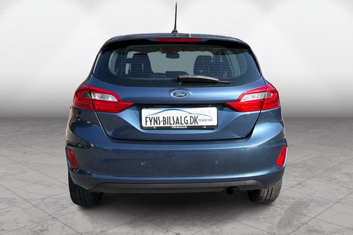 Blå Ford Fiesta fra 2019
