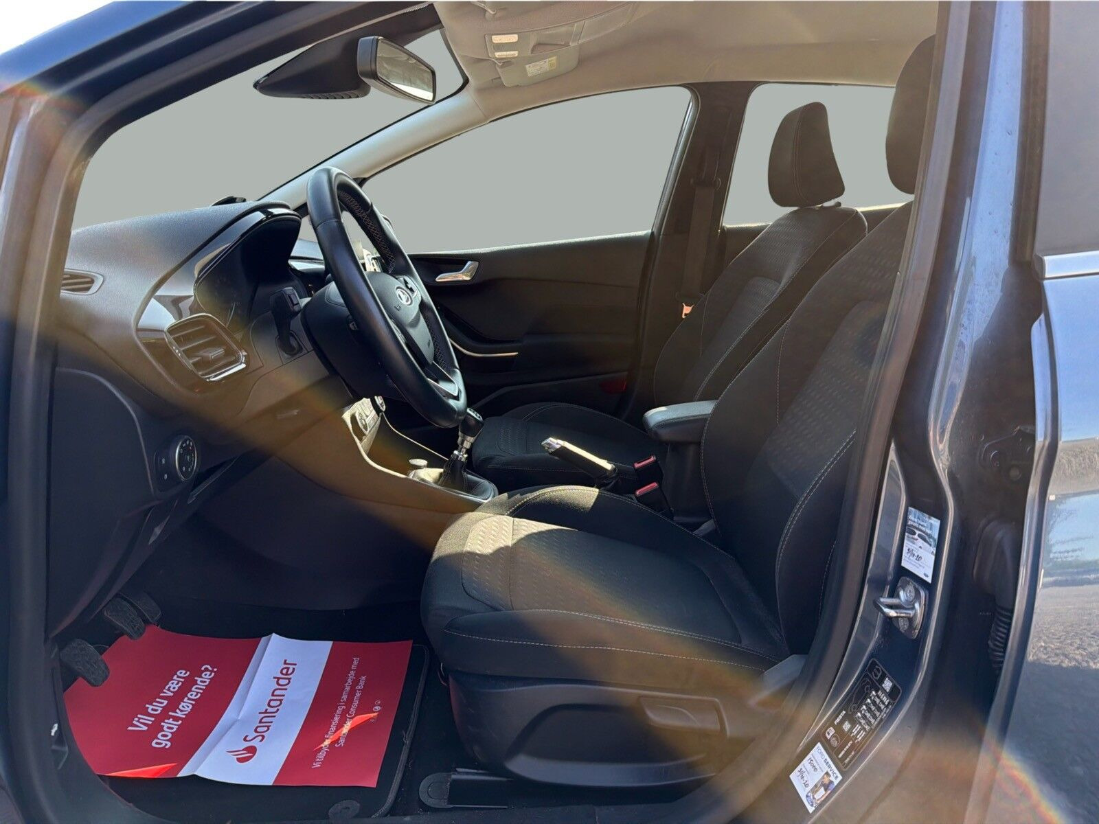 Blå Ford Fiesta fra 2019