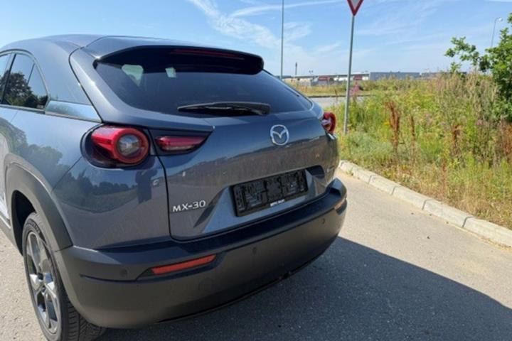 Grå Mazda MX-30 fra 2020