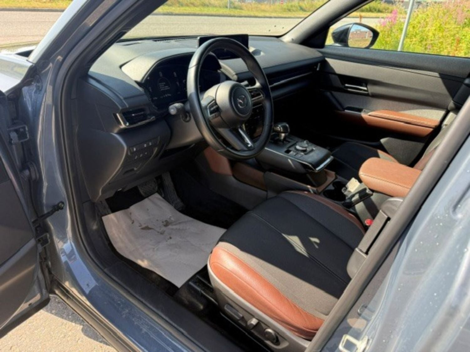 Grå Mazda MX-30 fra 2020