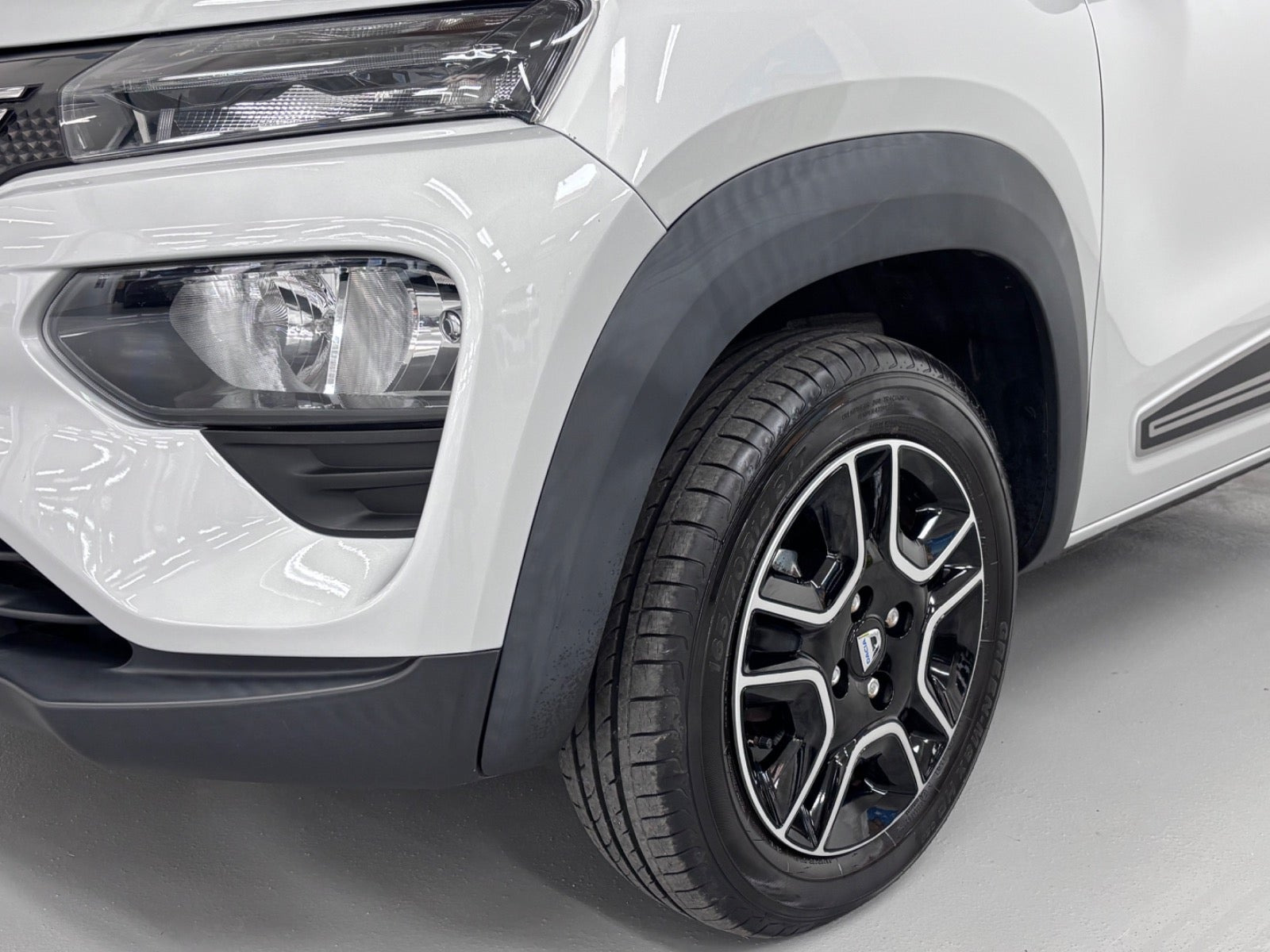 Sølv Dacia Spring fra 2021