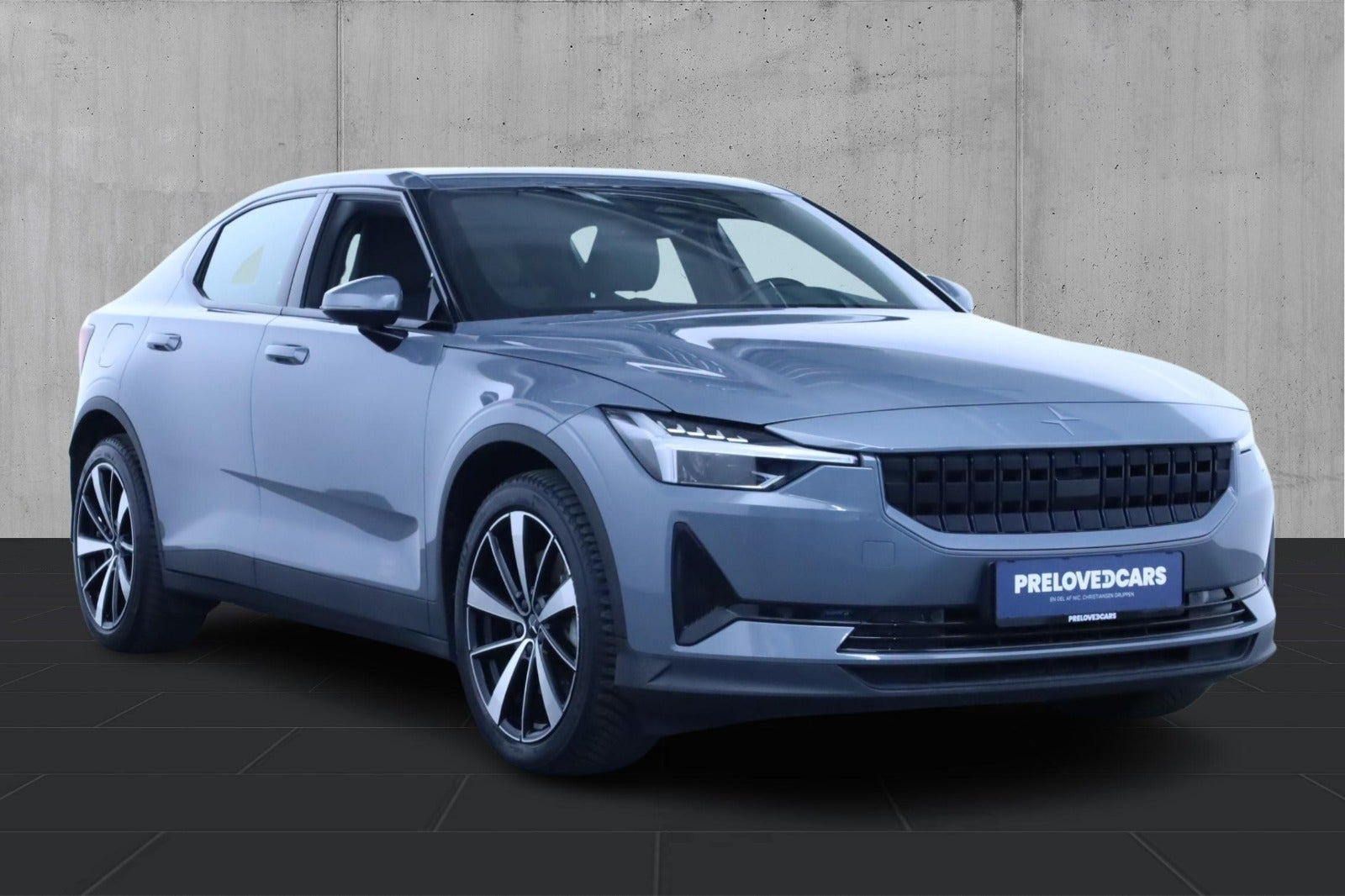 Grå Polestar 2 fra 2021