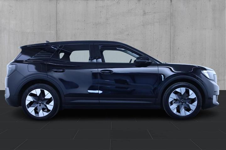 Sort Ford Explorer fra 2025