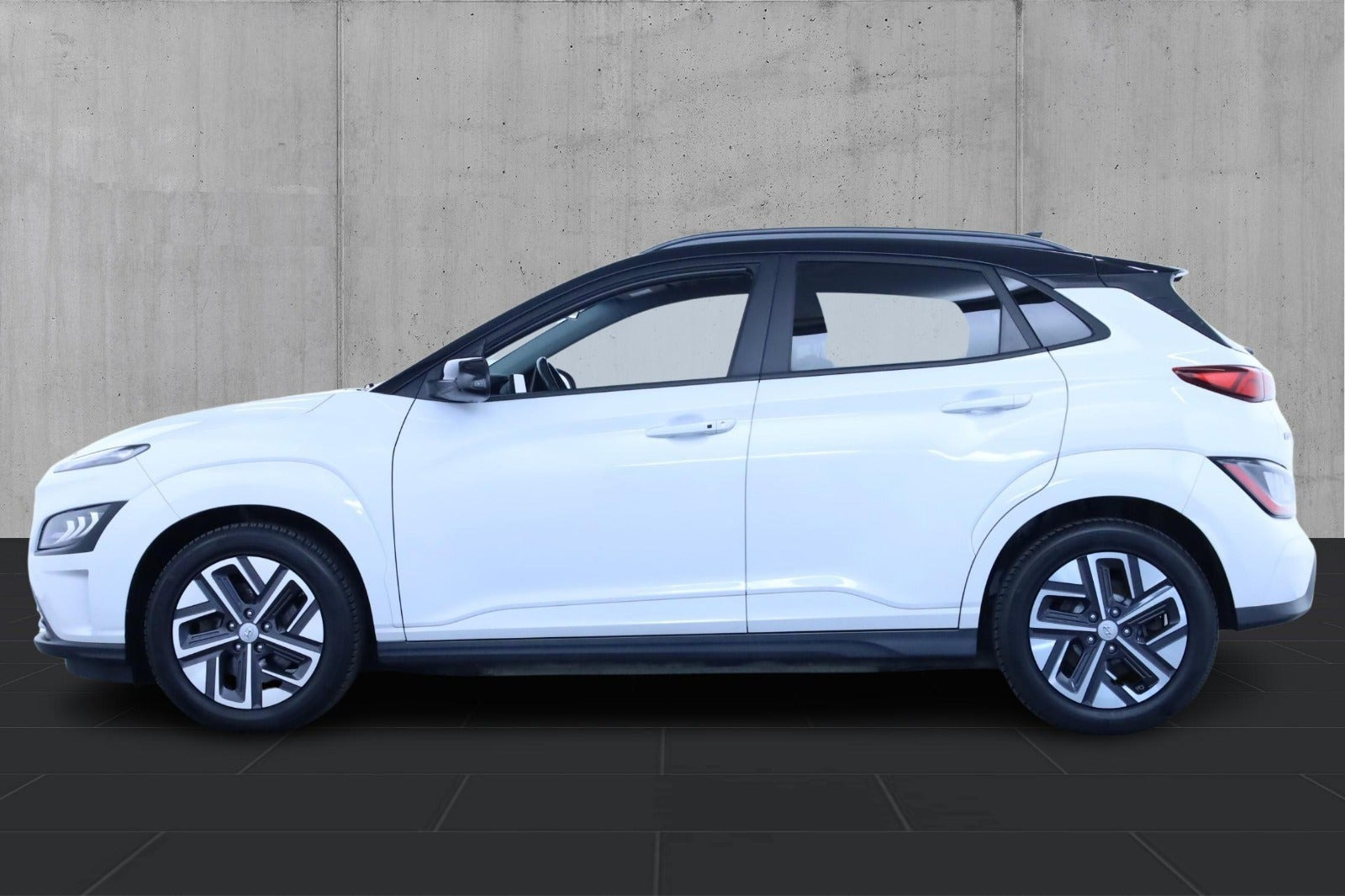 Hvid Hyundai Kona fra 2022