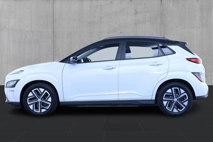 Hvid Hyundai Kona fra 2022