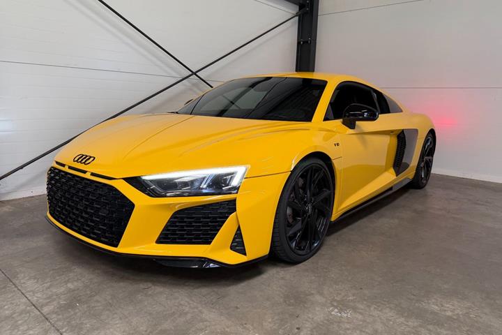 Gul Audi R8 fra 2021