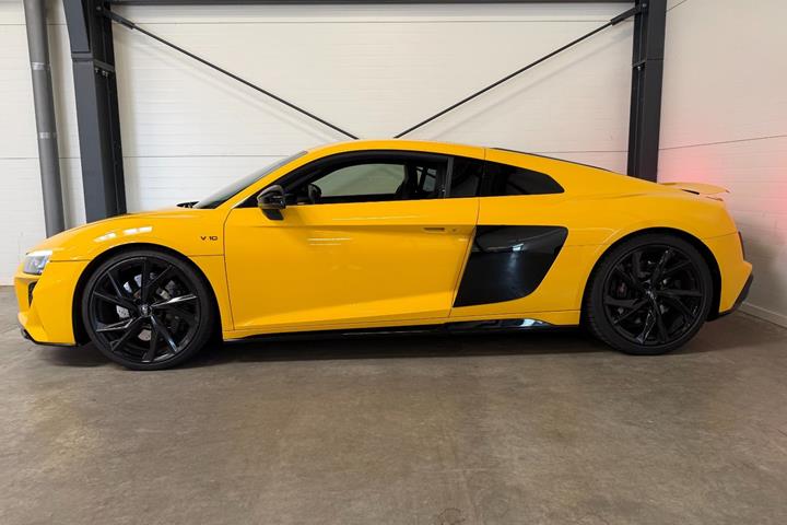 Gul Audi R8 fra 2021