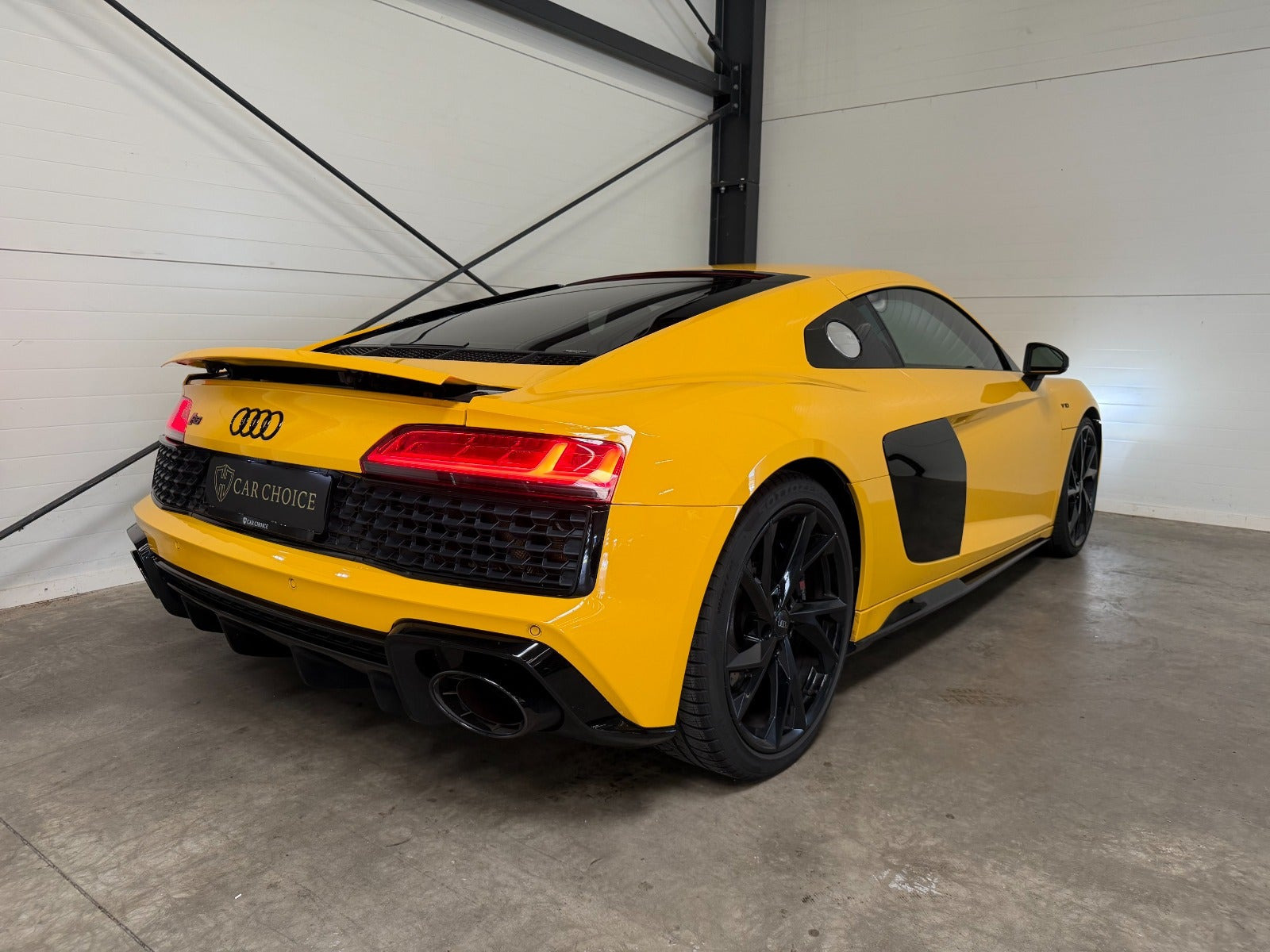 Gul Audi R8 fra 2021