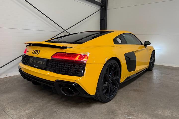 Gul Audi R8 fra 2021