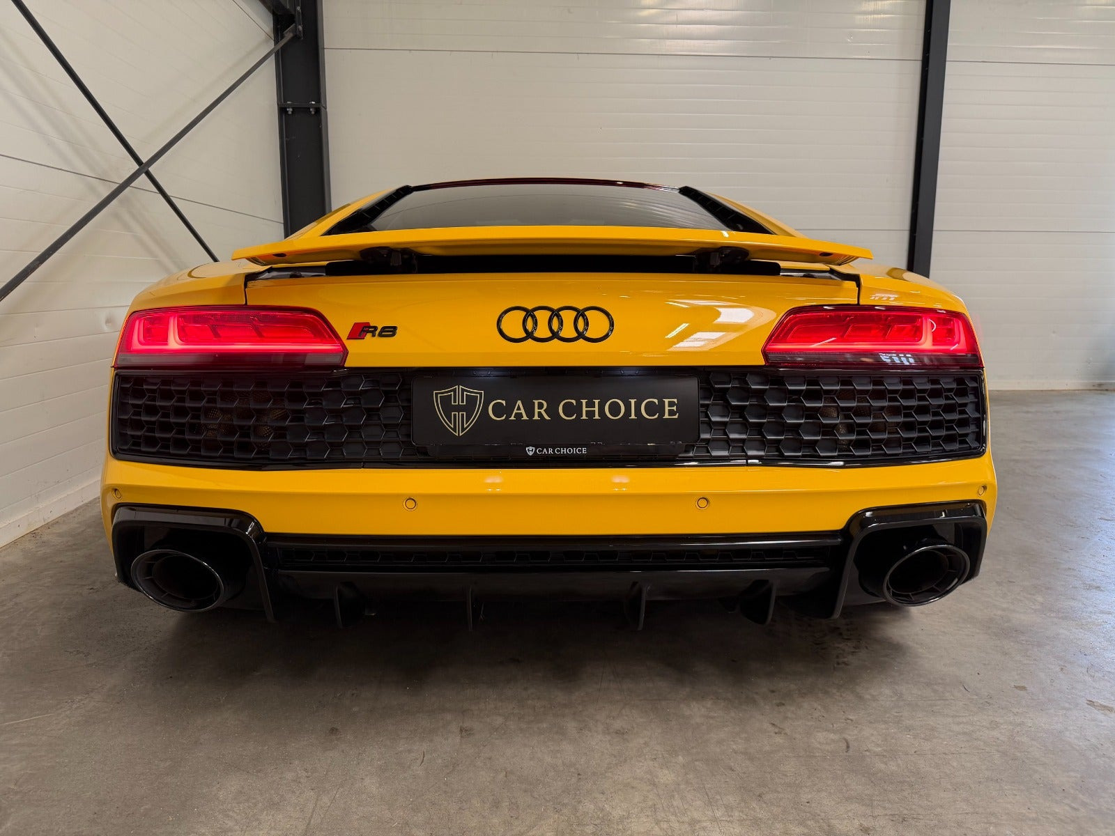 Gul Audi R8 fra 2021