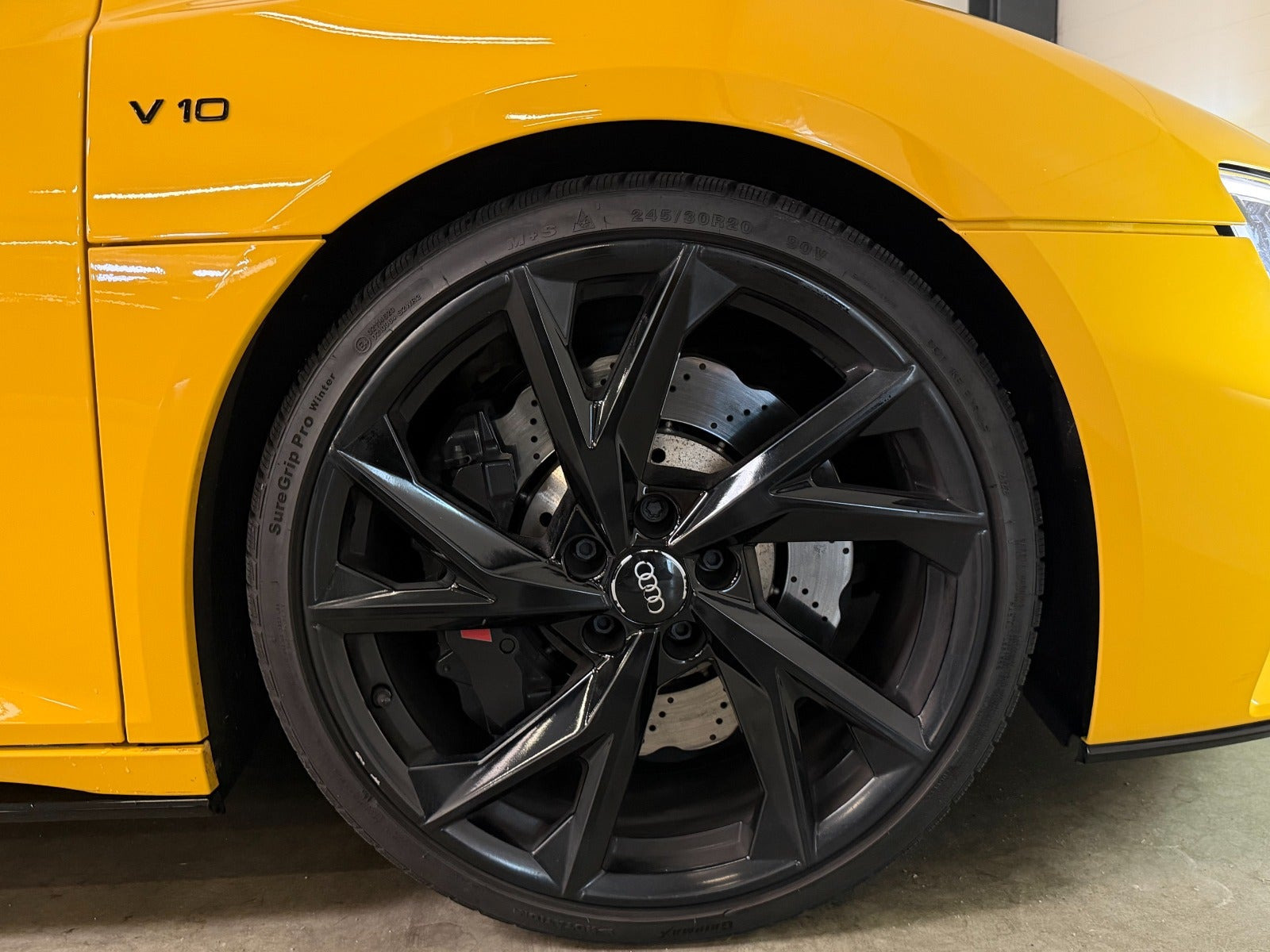 Gul Audi R8 fra 2021