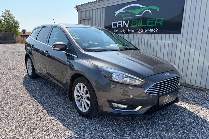 Grå Ford Focus fra 2018