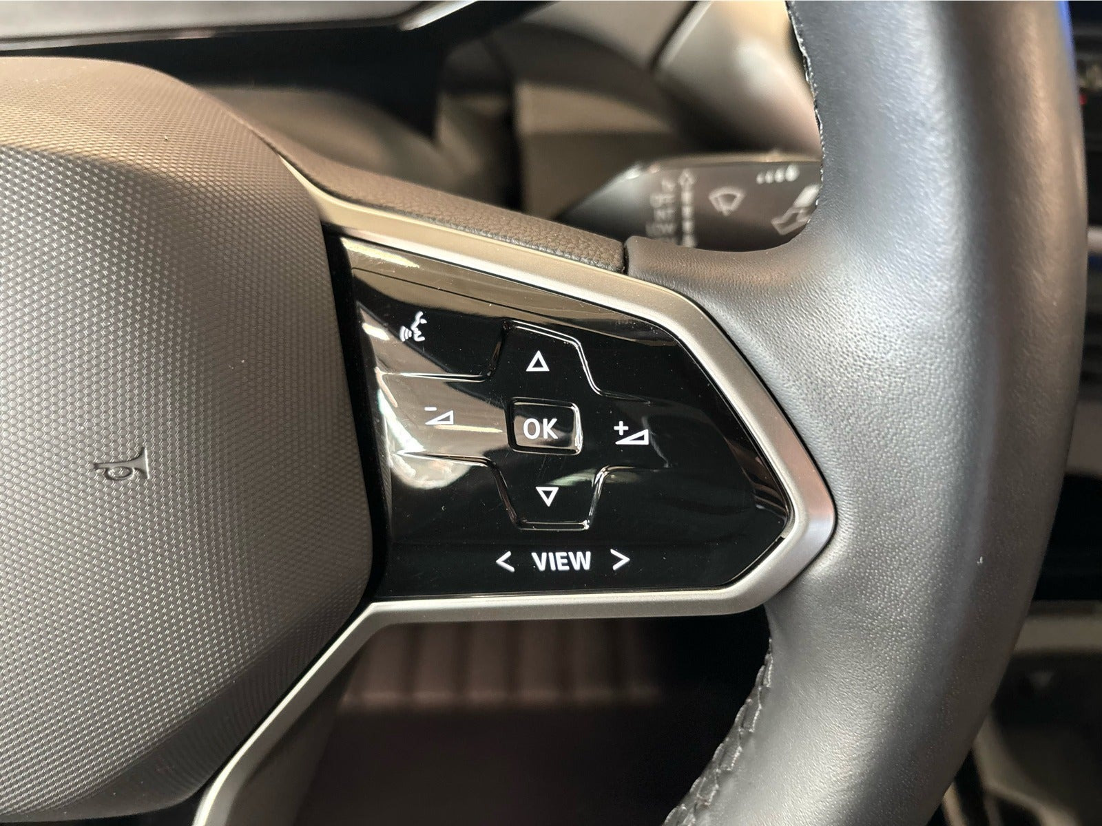 Grå VW ID.5 fra 2023