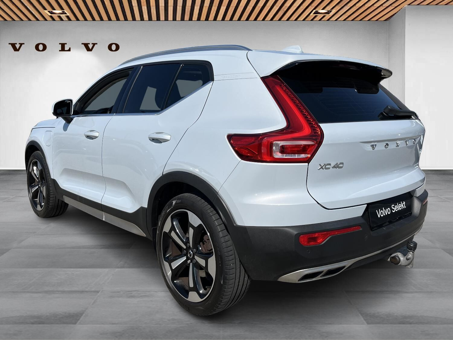 Hvid Volvo XC40 fra 2020