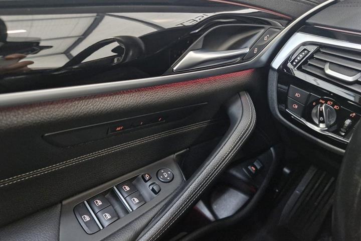 undefined BMW 520i fra 2018