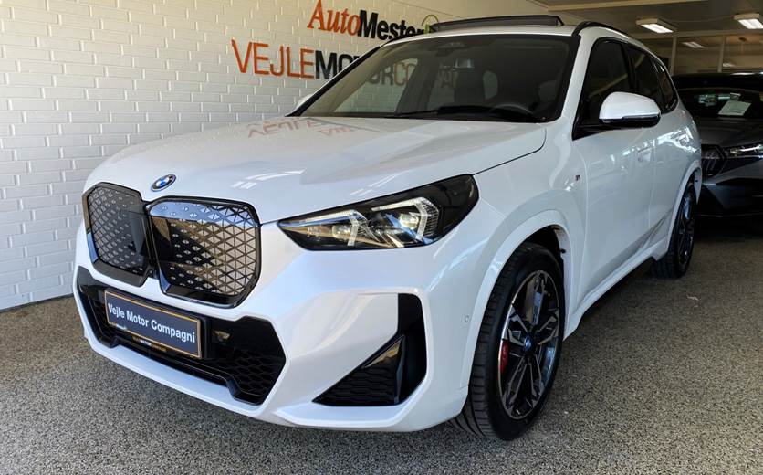 BMW iX1 eDrive20 Fully Charged M-Sport