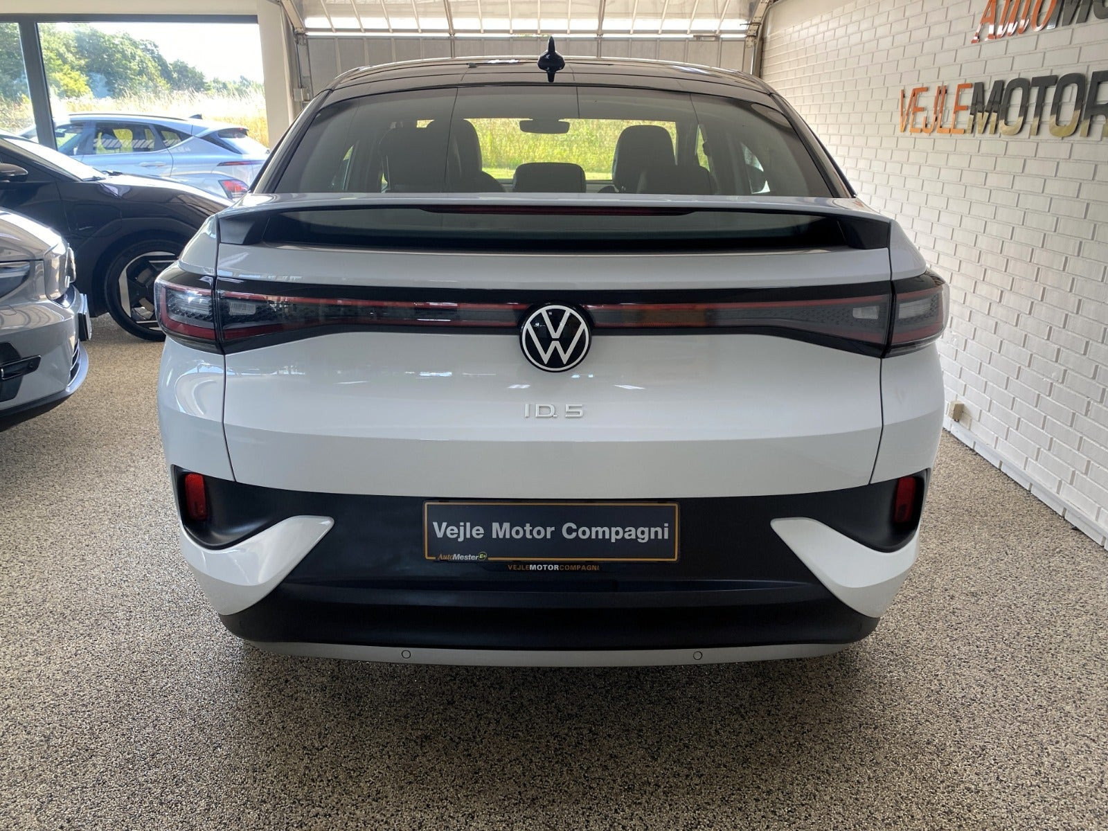 Hvid VW ID.5 fra 2023