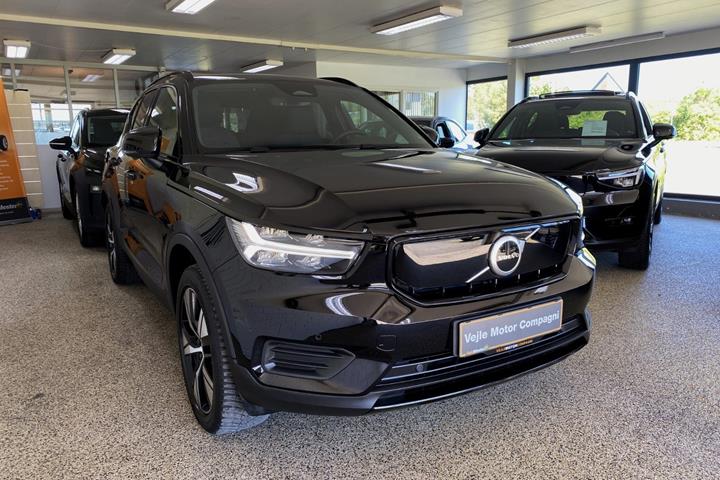 Sort Volvo XC40 fra 2021