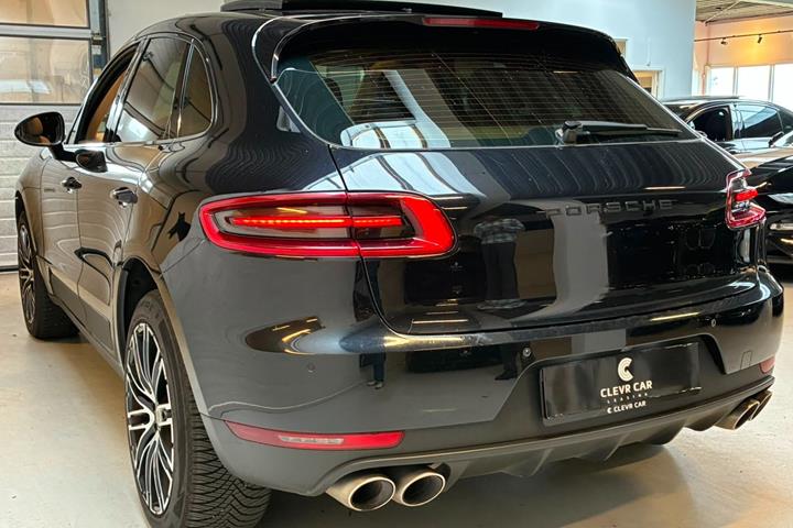 Sort Porsche Macan S fra 2015