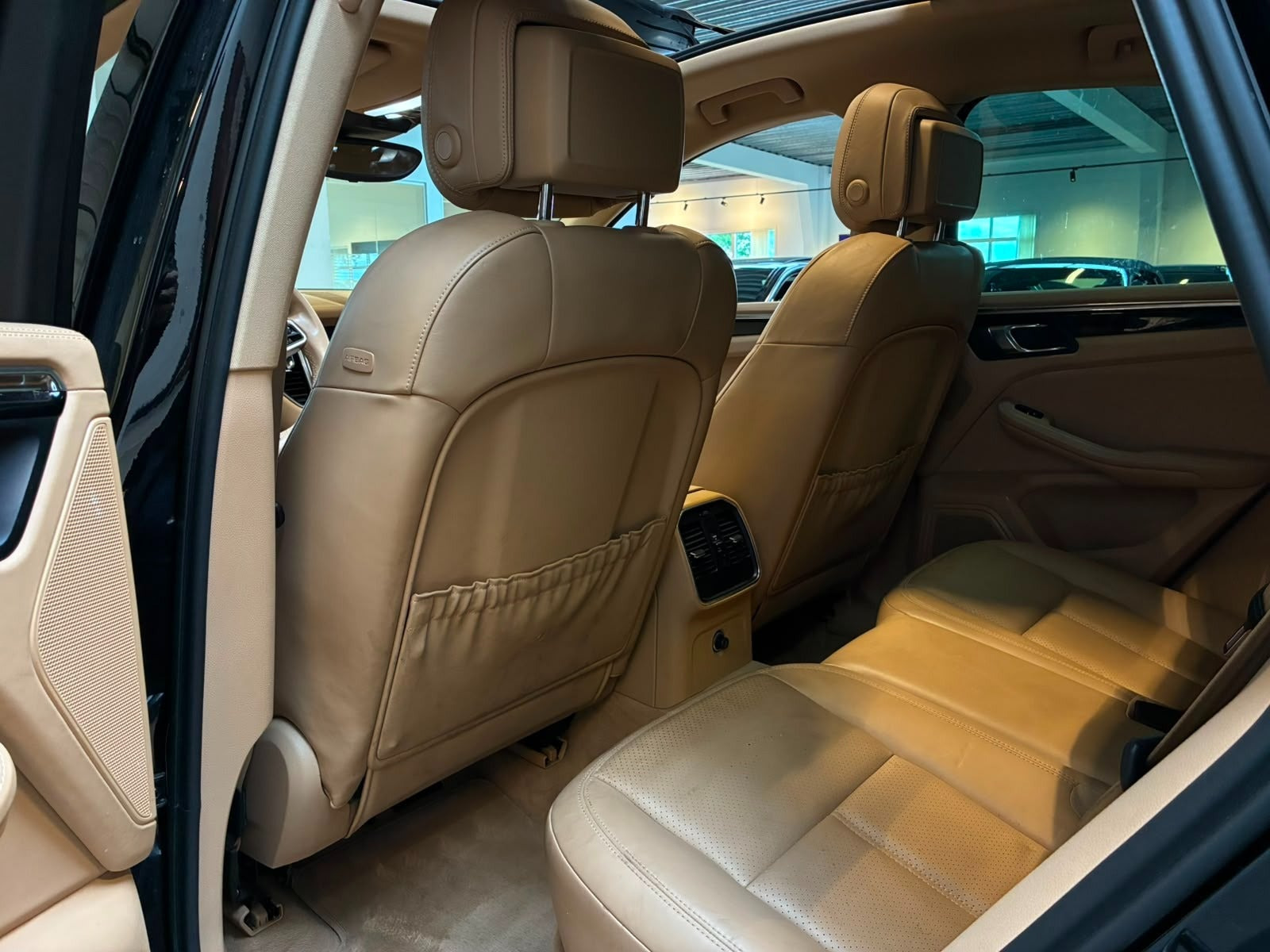 Sort Porsche Macan S fra 2015