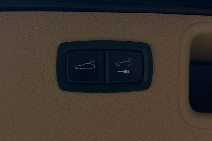 Sort Porsche Macan S fra 2015
