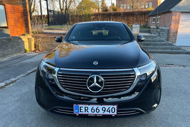 Sort Mercedes EQC400 fra 2020