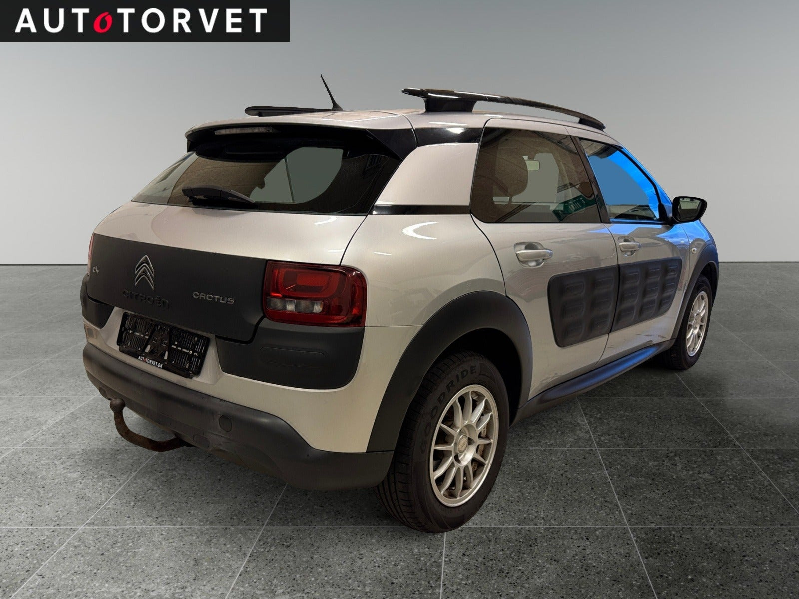 Sølv Citroën C4 Cactus fra 2015