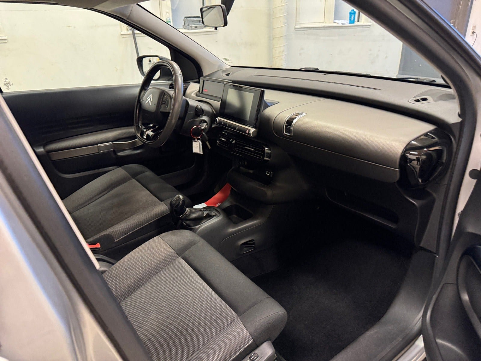 Sølv Citroën C4 Cactus fra 2015