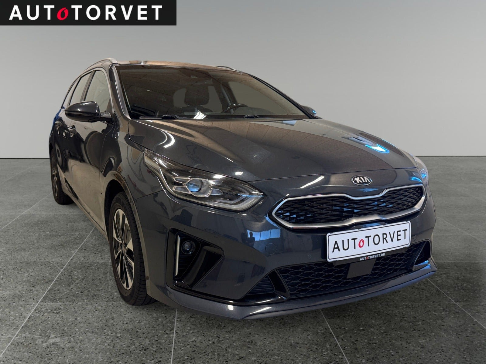 Grå Kia Ceed fra 2020