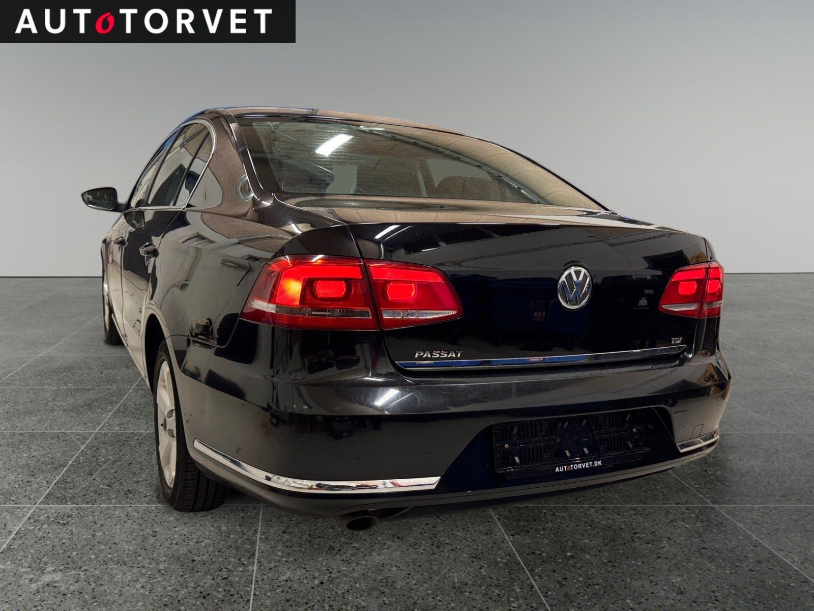 Sort VW Passat fra 2011
