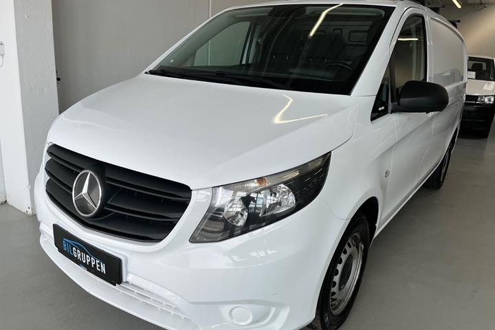 Hvid Mercedes Vito 114 fra 2020