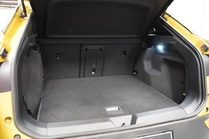 Gul VW ID.4 fra 2022