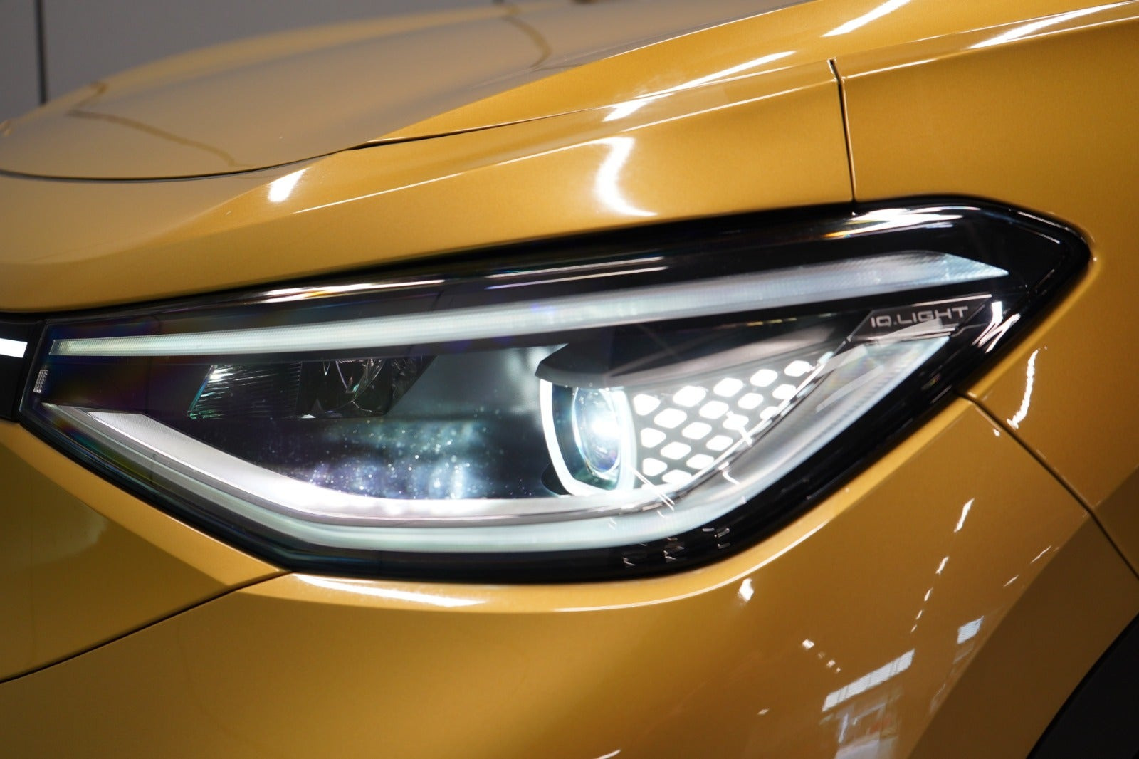 Gul VW ID.4 fra 2022