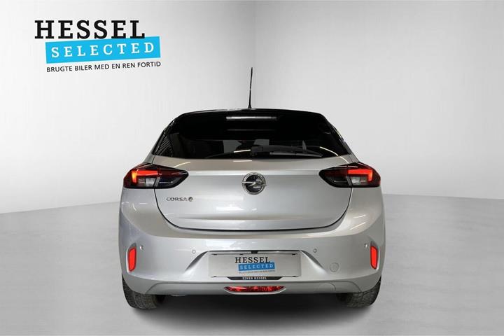 Sølv Opel Corsa-e fra 2023