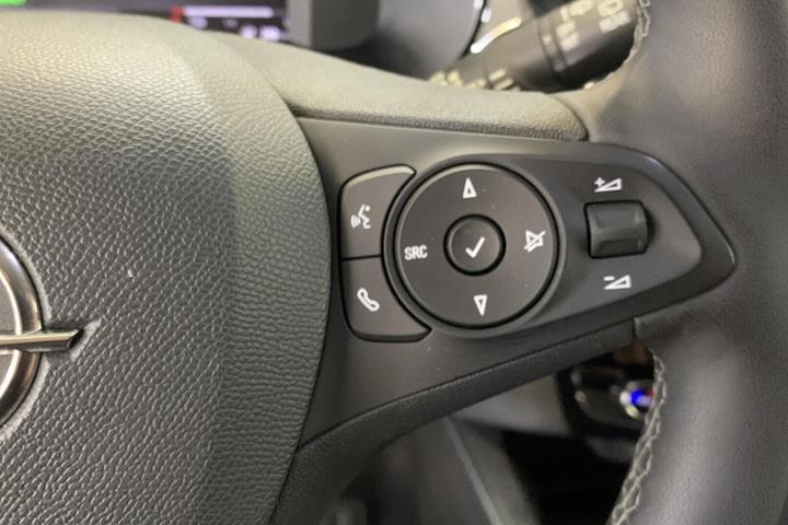 Sølv Opel Corsa-e fra 2023