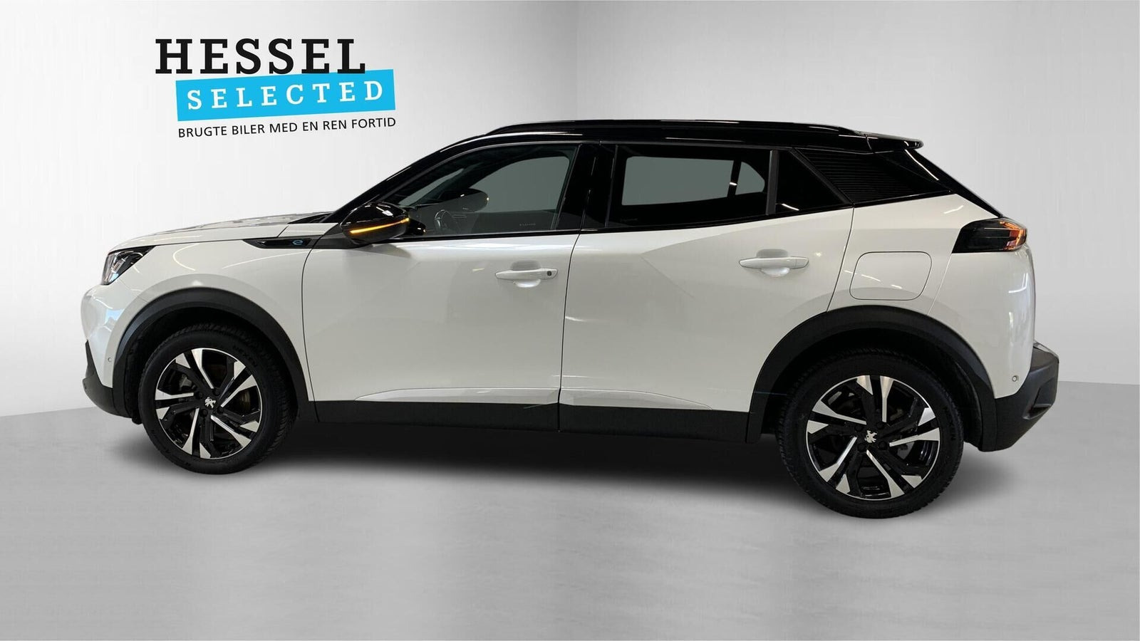 Hvid Peugeot e-2008 fra 2022