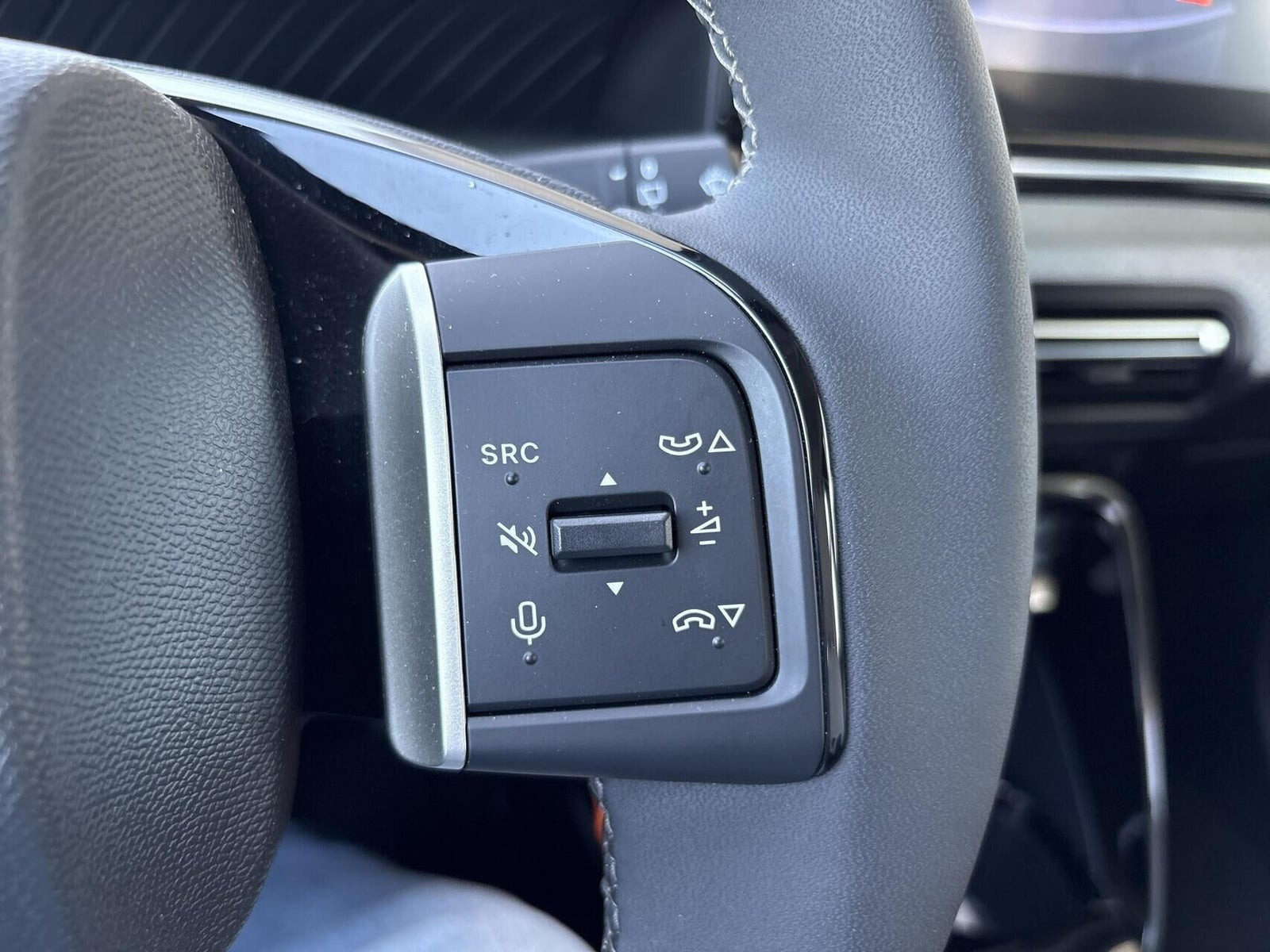 Grå Citroën e-C3 Aircross fra 2025