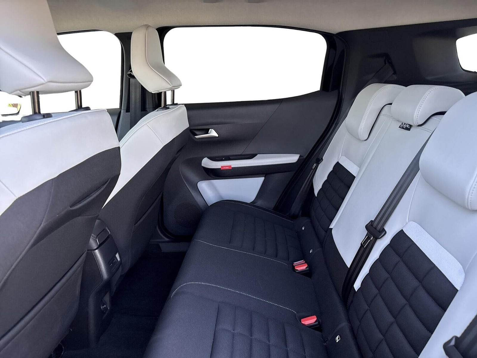 Sort Citroën e-C3 Aircross fra 2025