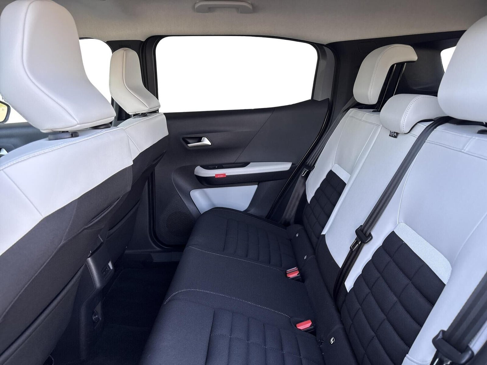 Grå Citroën e-C3 Aircross fra 2025