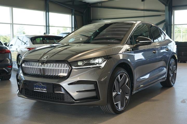 Grå Skoda Enyaq fra 2025