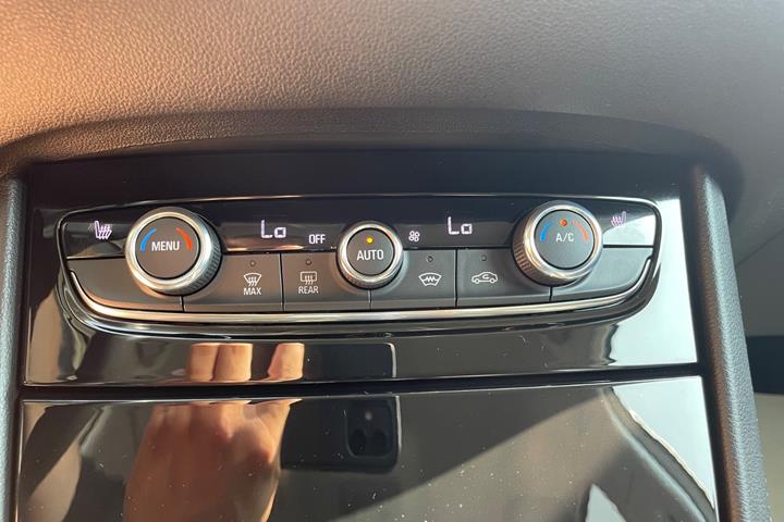 undefined Opel Grandland X fra 2021