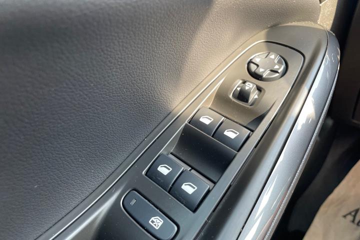 undefined Opel Grandland X fra 2021