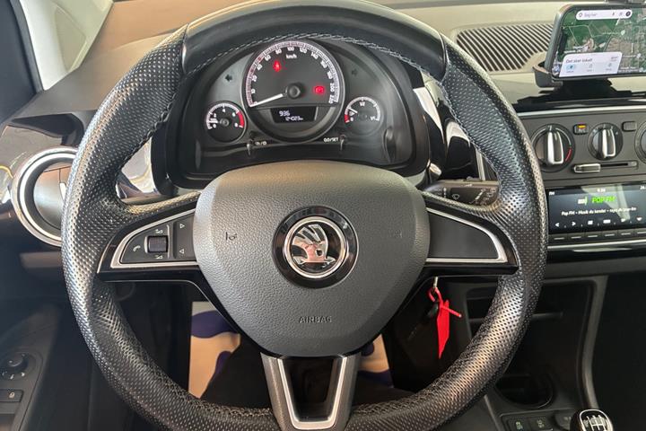 Sølv Skoda Citigo fra 2018