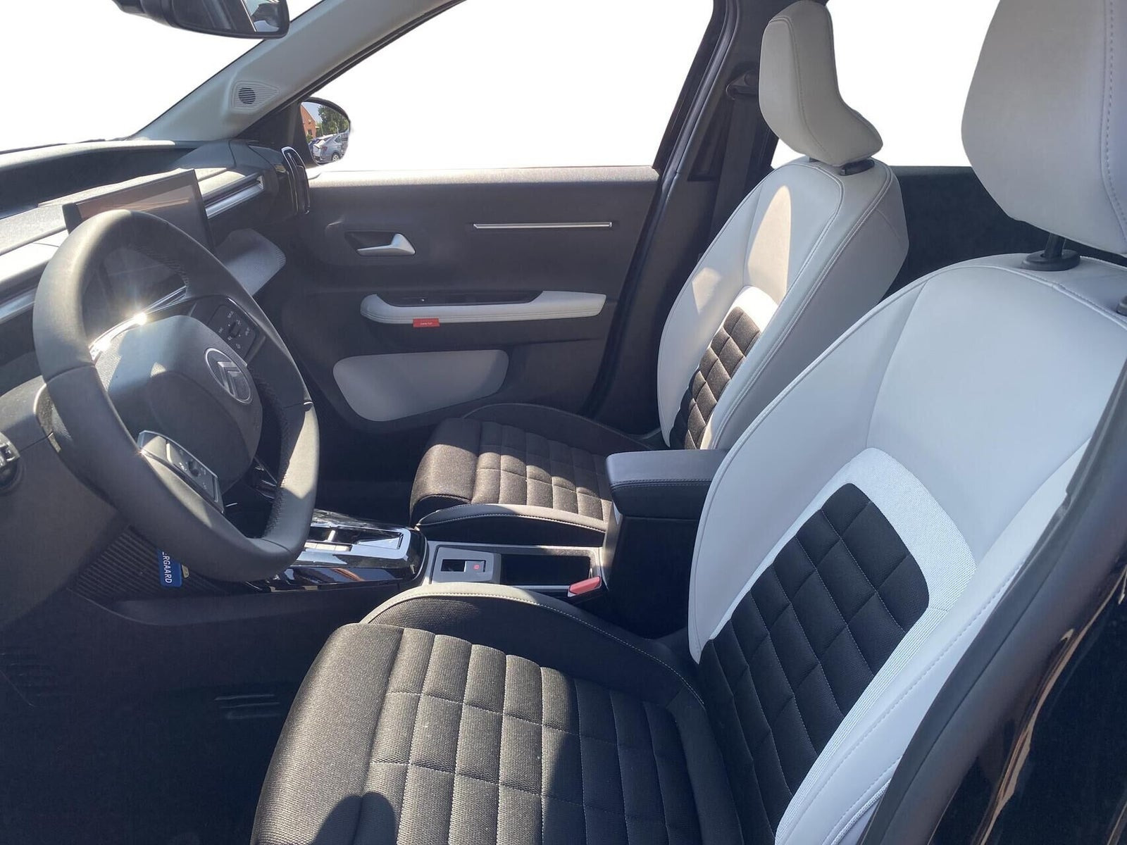 Sort Citroën e-C3 Aircross fra 2025